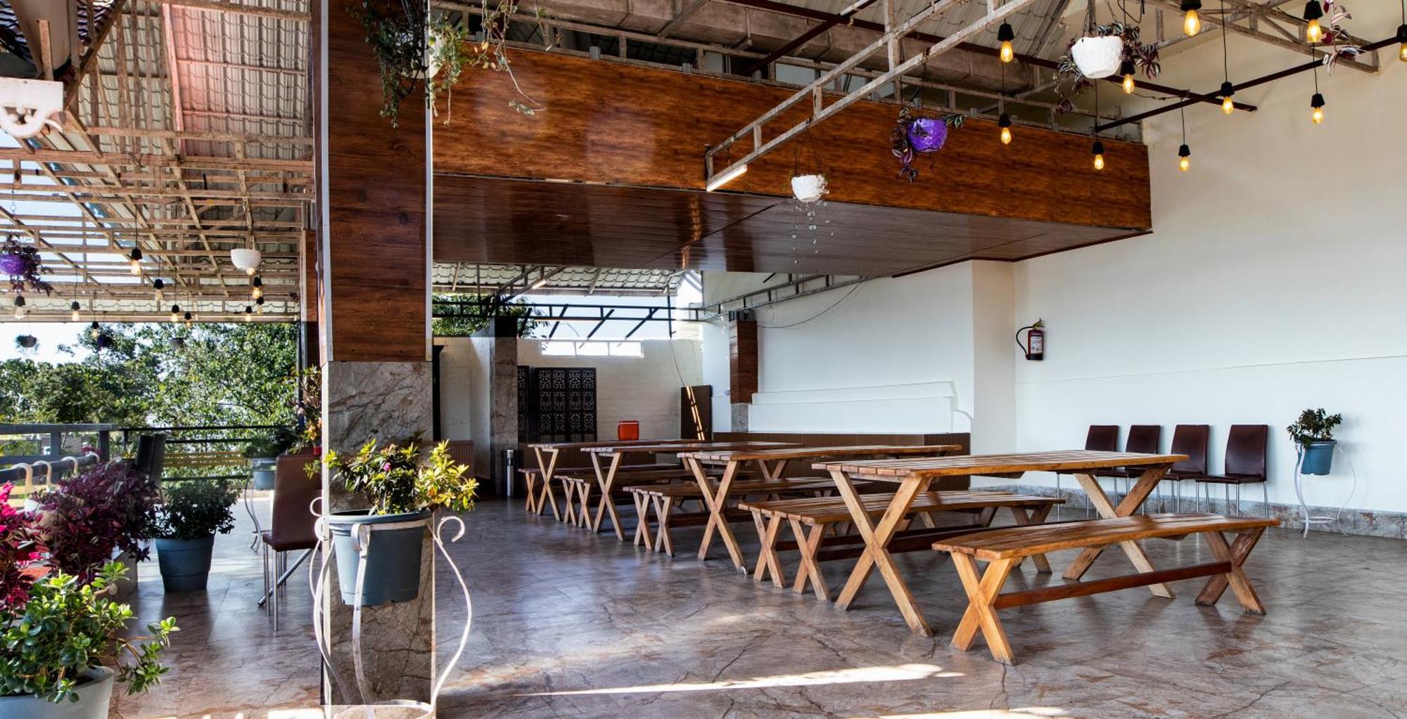 Bungalow 466 m² 21 phòng ngủ, 21 phòng tắm riêng ở Mirik Ngoại thất bức ảnh