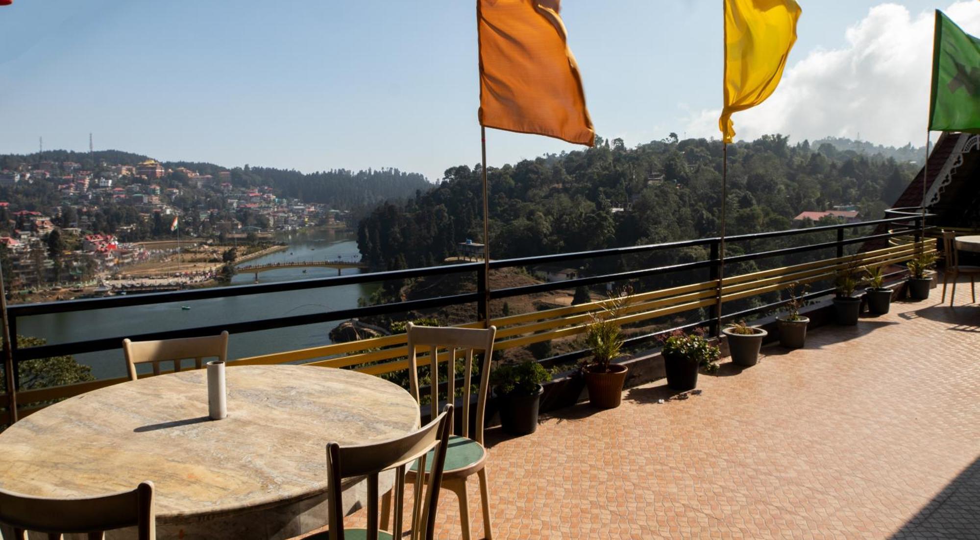 Bungalow 466 m² 21 phòng ngủ, 21 phòng tắm riêng ở Mirik Ngoại thất bức ảnh